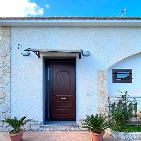 Holiday home Paola